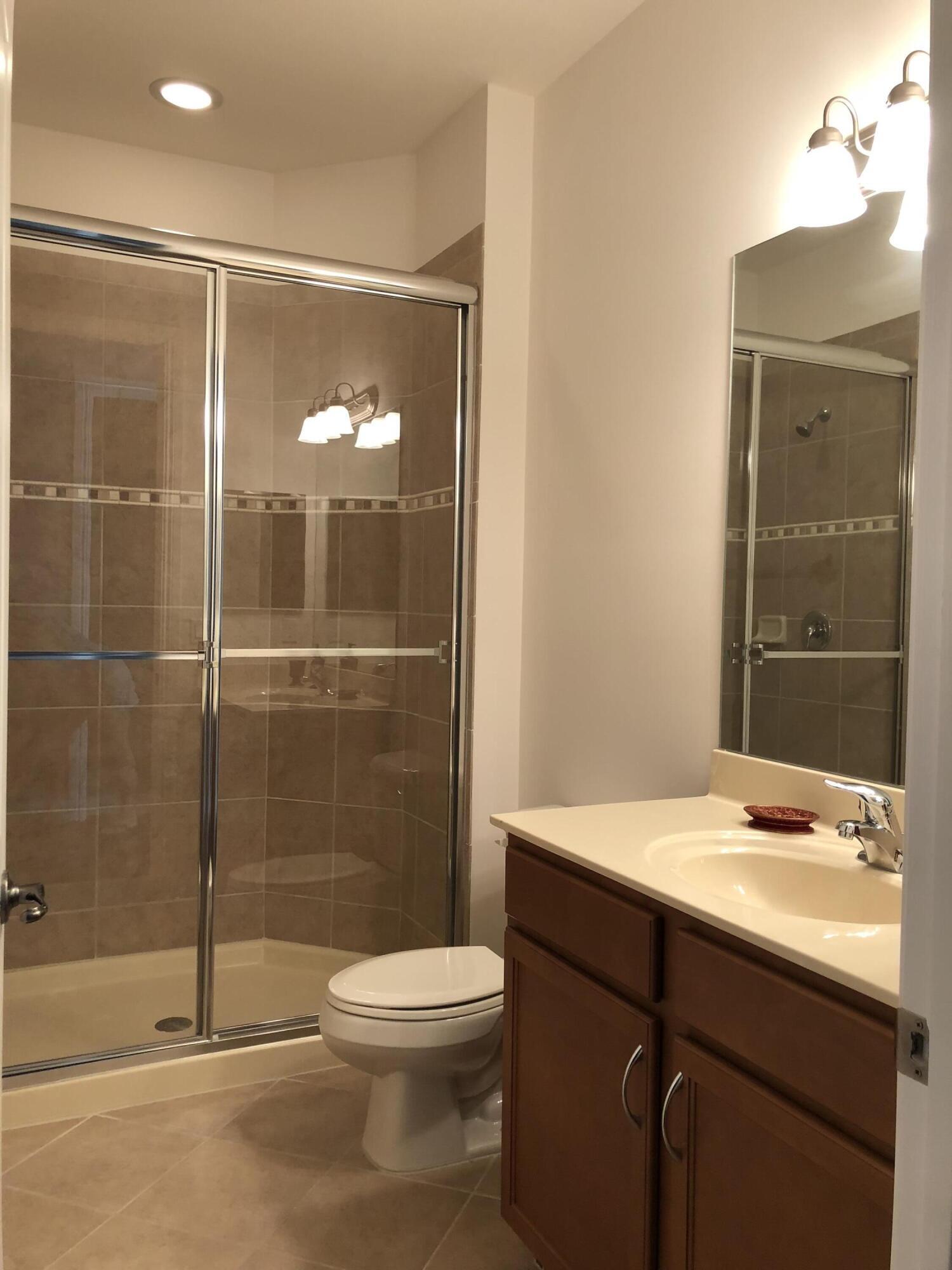 BAYHILL ESTATES - Residential Lease