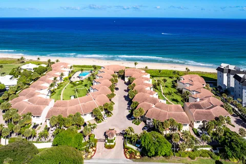 6711 N Ocean Boulevard Unit 13, Ocean Ridge, FL MLS: R11074012