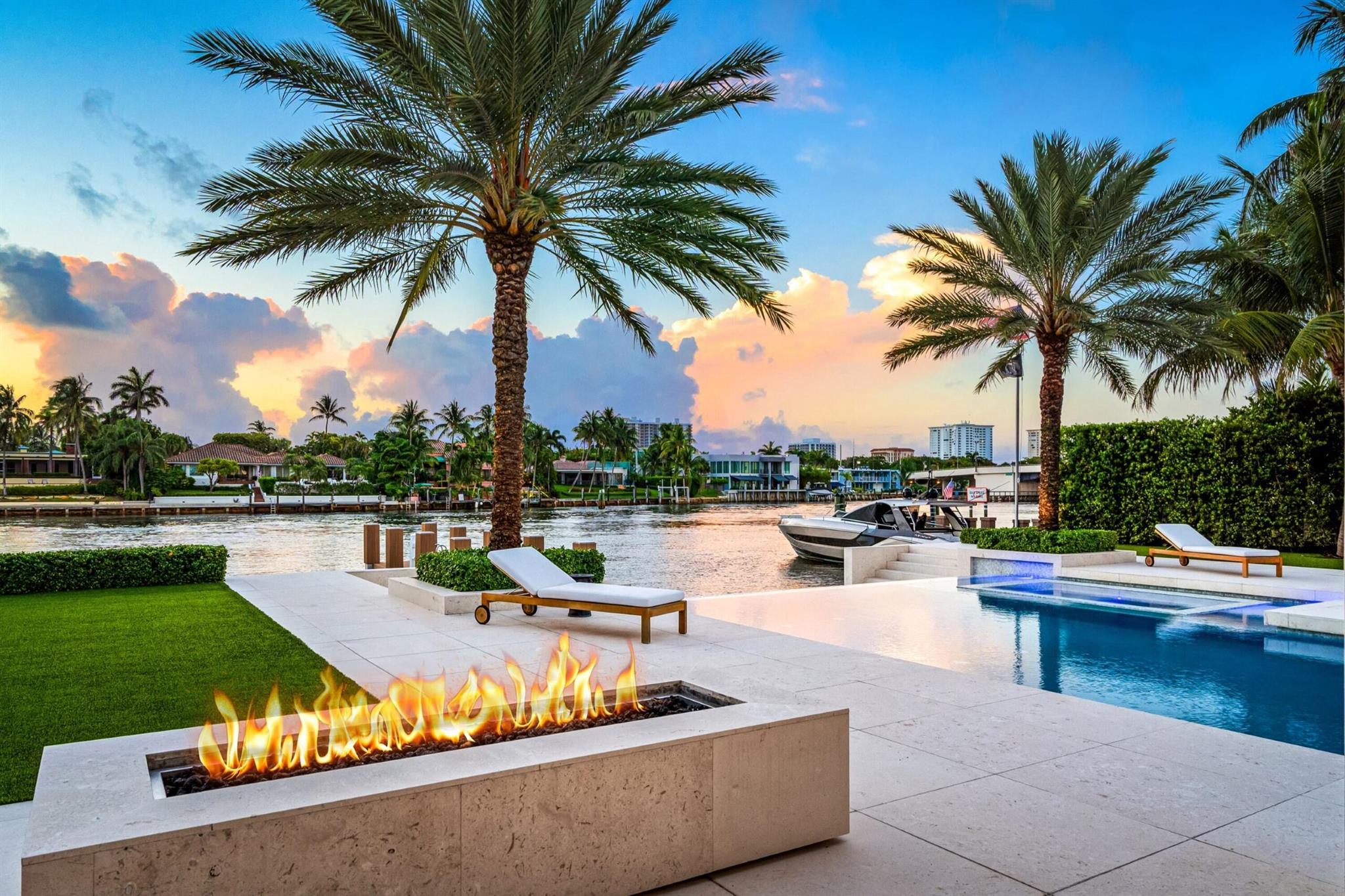 KINNEY & GATES - Residential