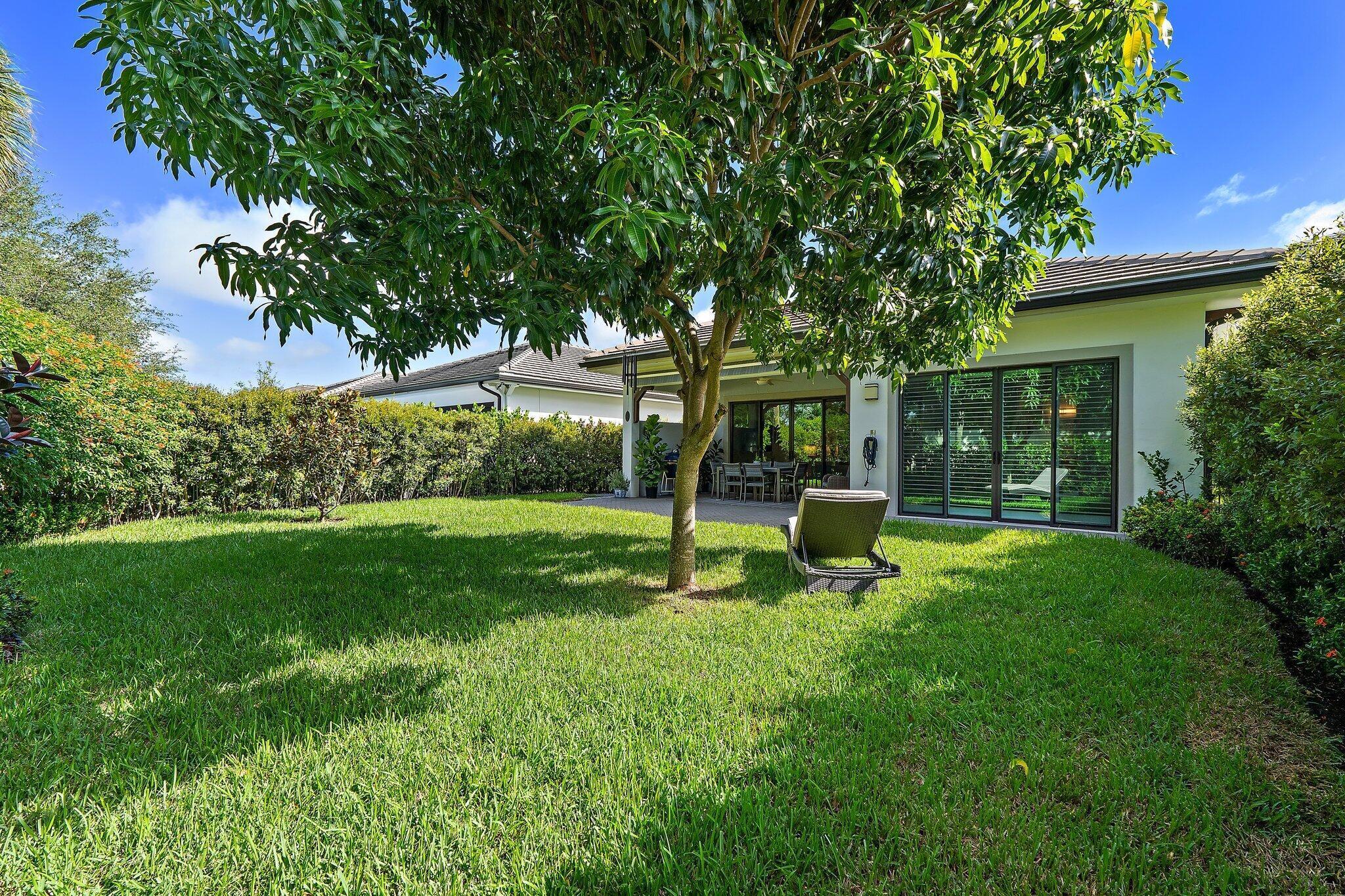 BANYAN CAY RESORT COMMUNITY PLAT - Residential Lease