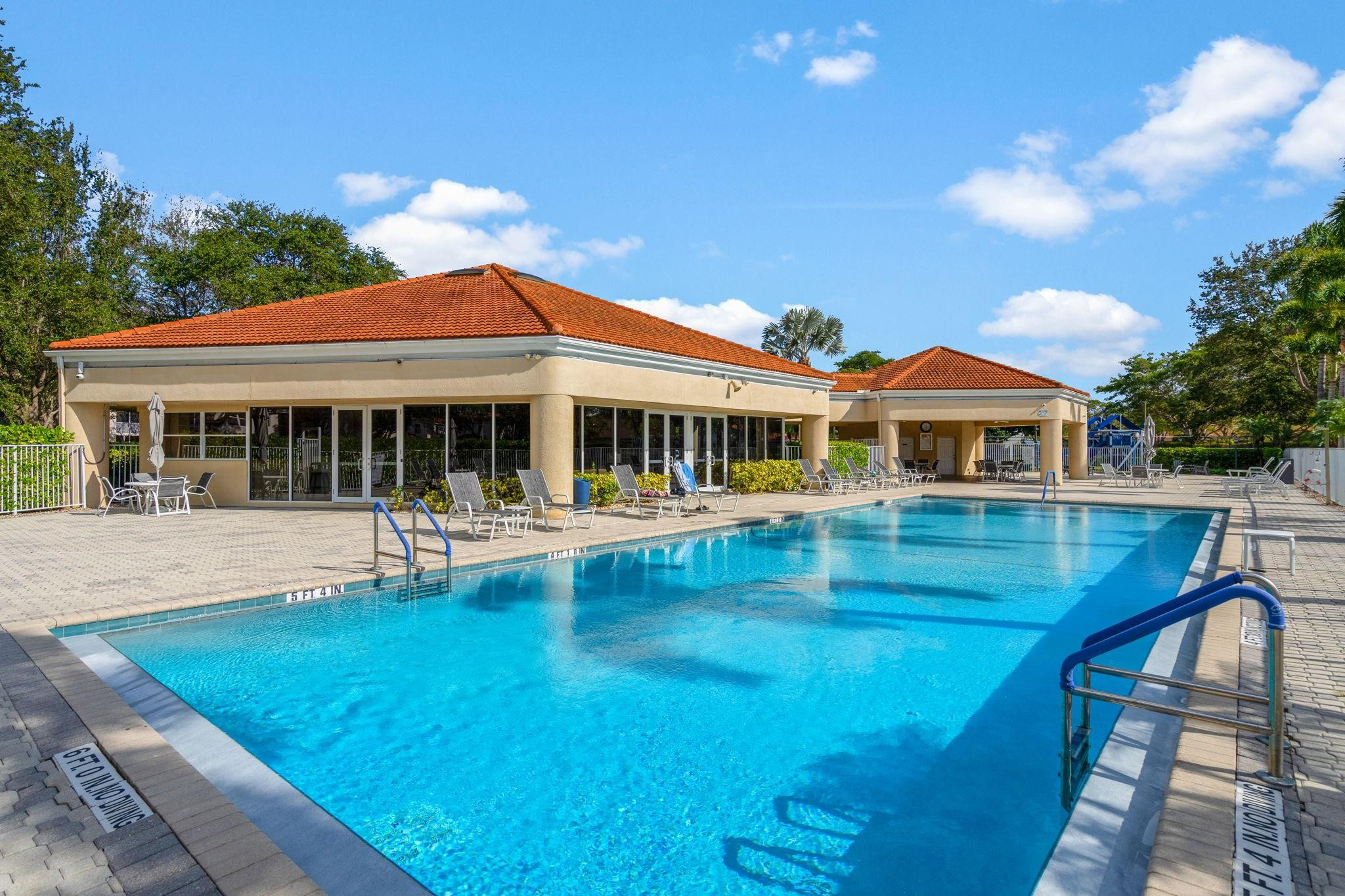 BOCA AZUL PH 4 AND 5 - Residential