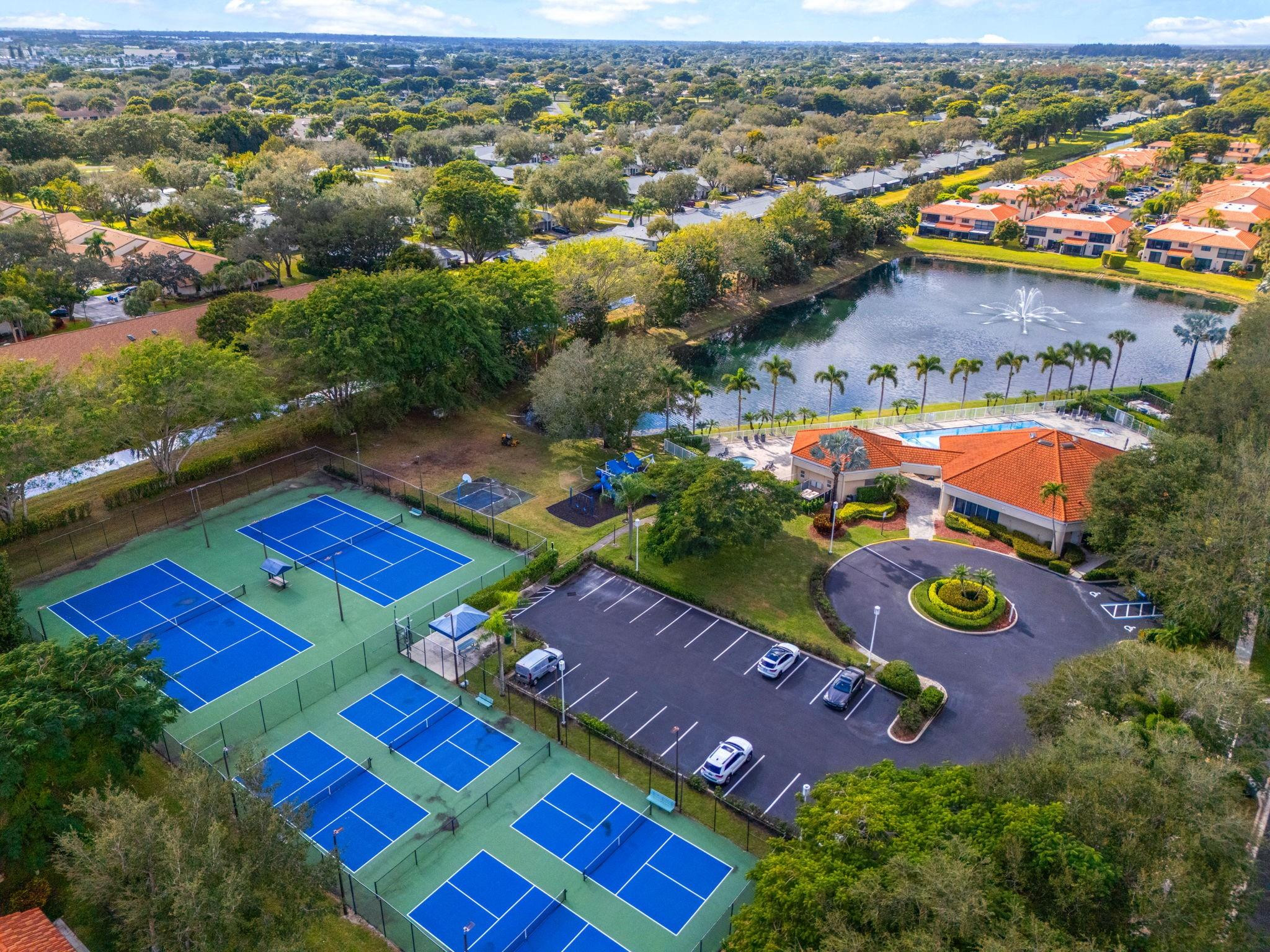 BOCA AZUL PH 4 AND 5 - Residential