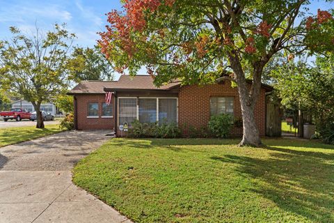 210 Kent Avenue Orlando FL 32805