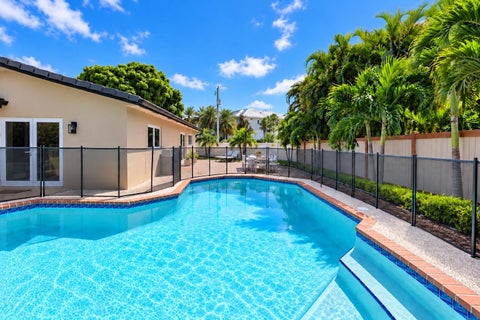 Tiny photo for 3301 NE 27th Avenue, Lighthouse Point, FL 33064 (MLS # B26088609)