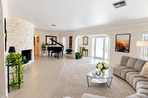 Tiny photo for 3301 NE 27th Avenue, Lighthouse Point, FL 33064 (MLS # B26088609)