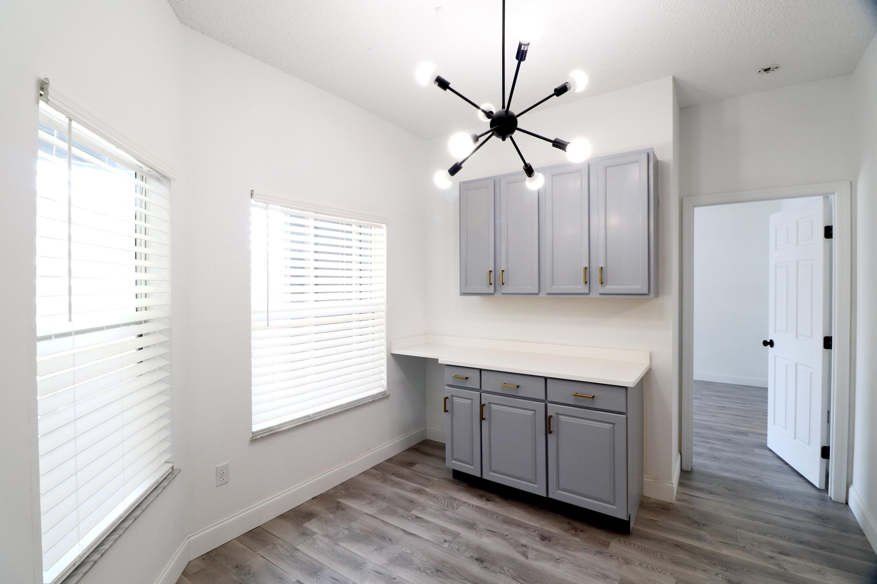 PORT ST LUCIE SECTION 11 - Residential