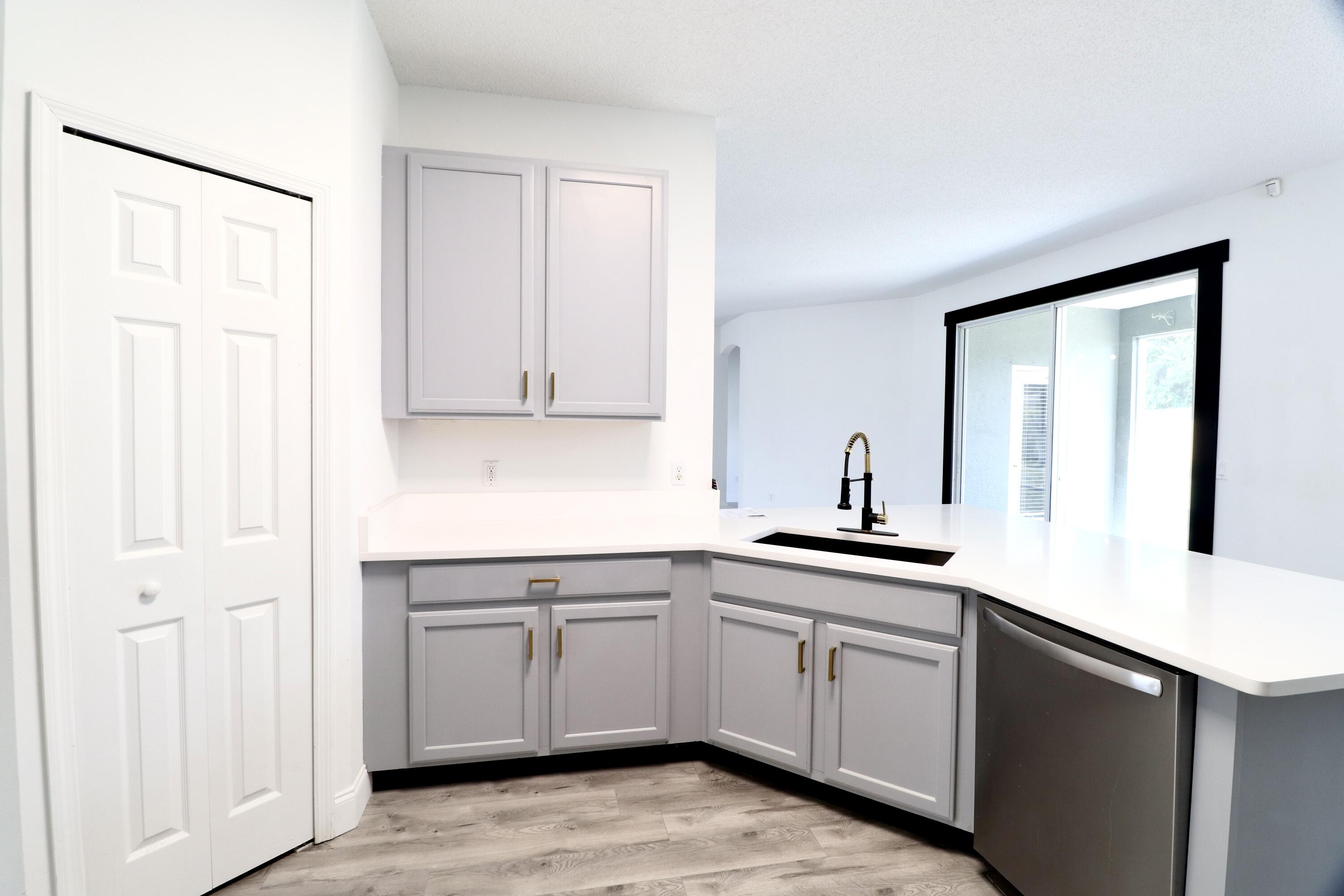 PORT ST LUCIE SECTION 11 - Residential