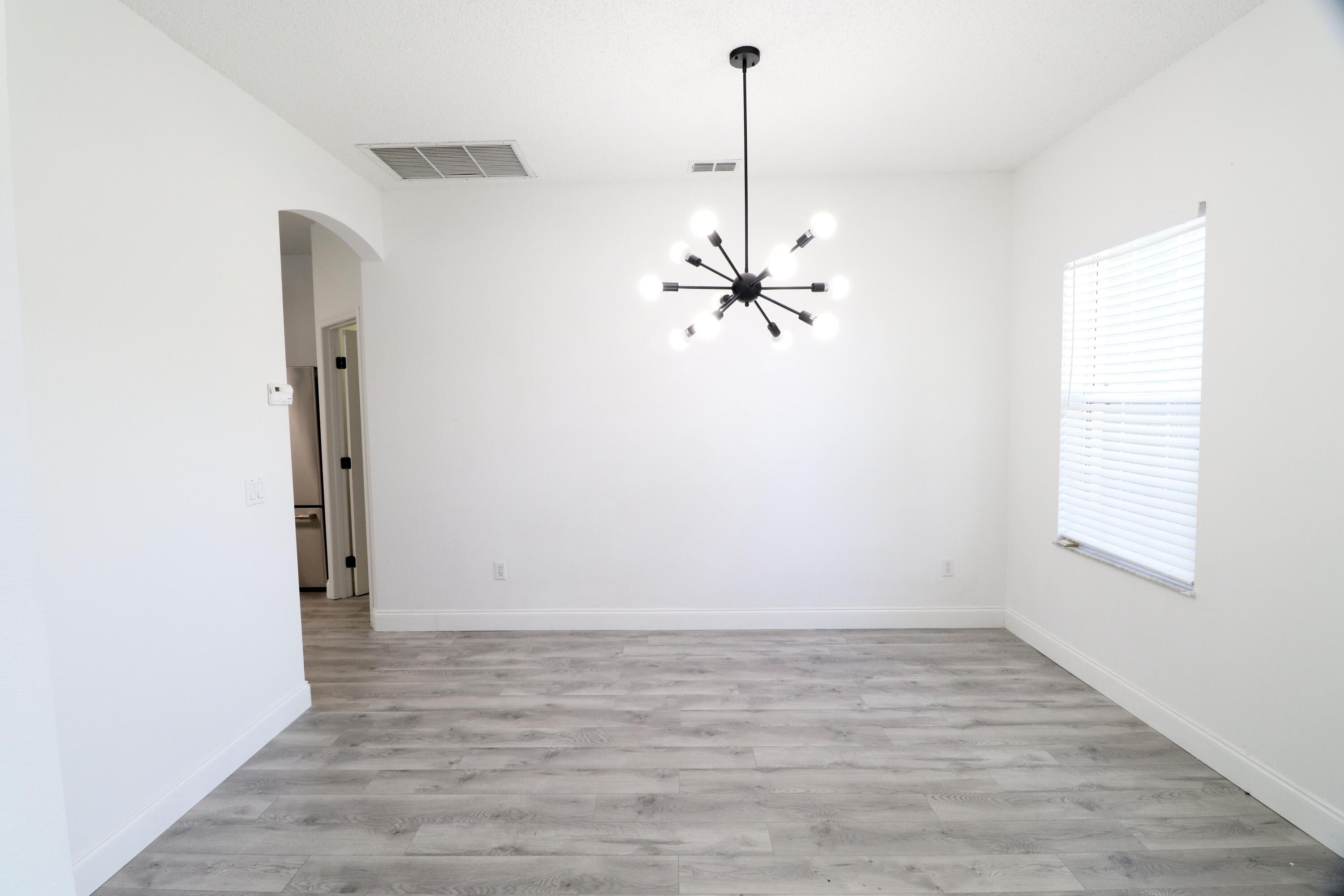 PORT ST LUCIE SECTION 11 - Residential