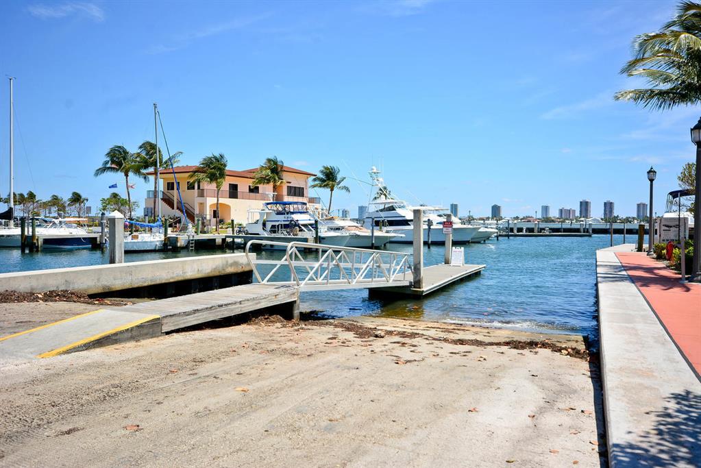 KELSEY CITY - Residential