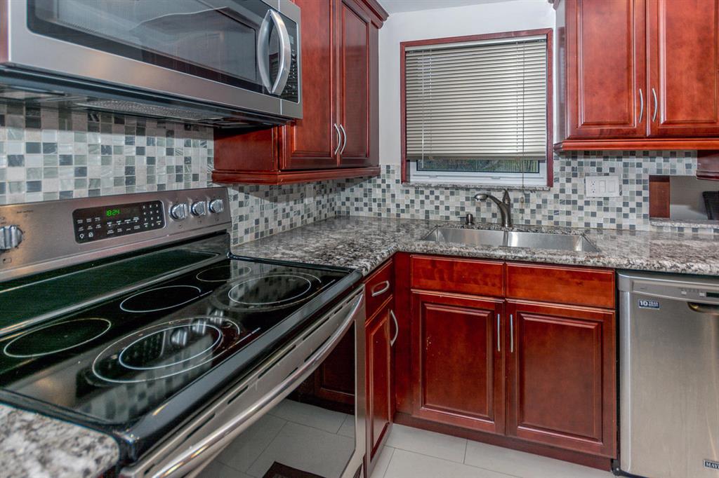 KELSEY CITY - Residential