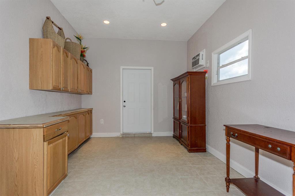 KELSEY CITY - Residential