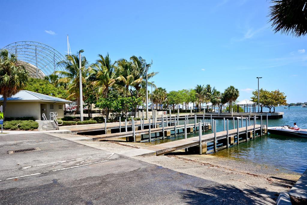 KELSEY CITY - Residential