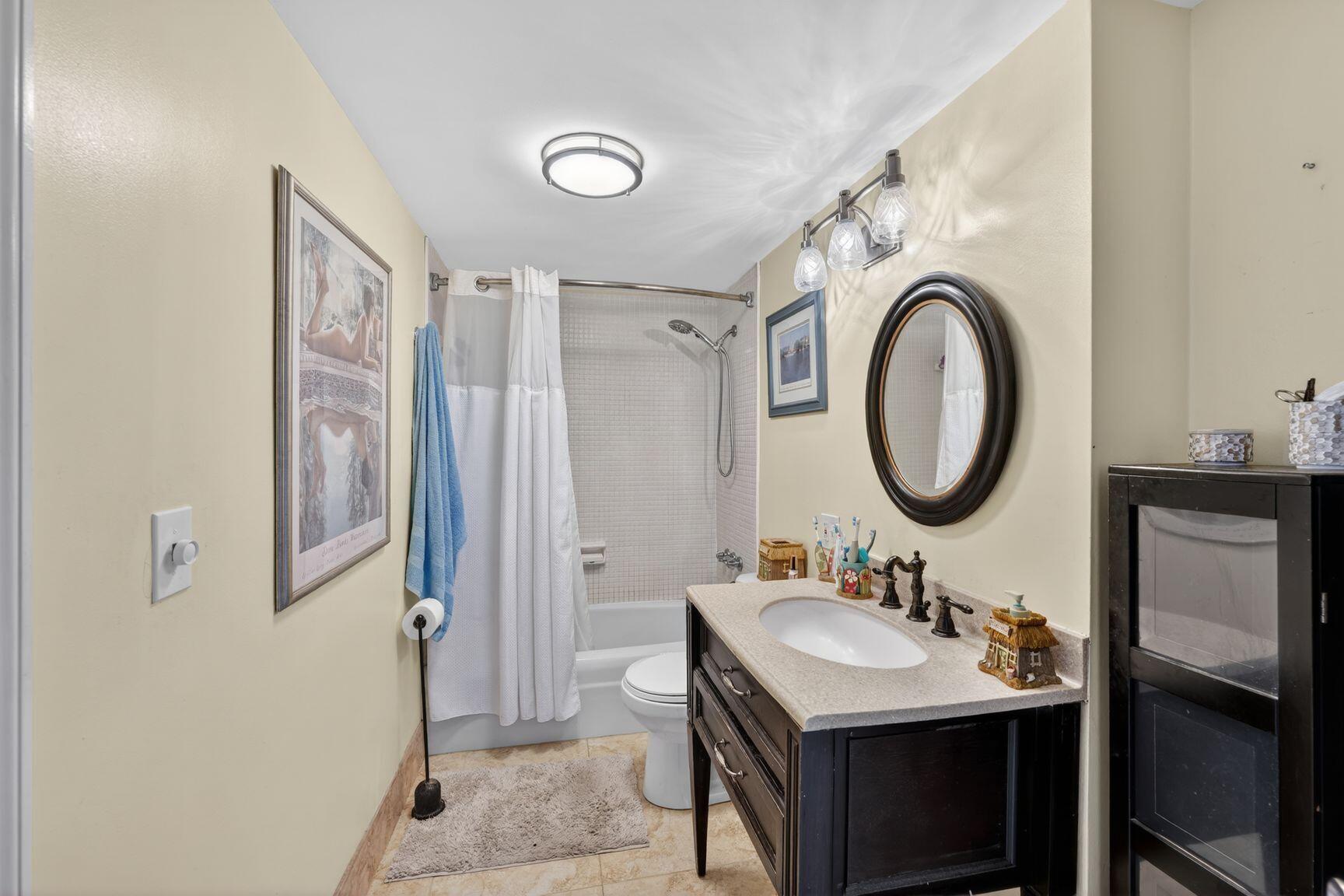 TROPIC HARBOR CONDO PART THREE - Residential