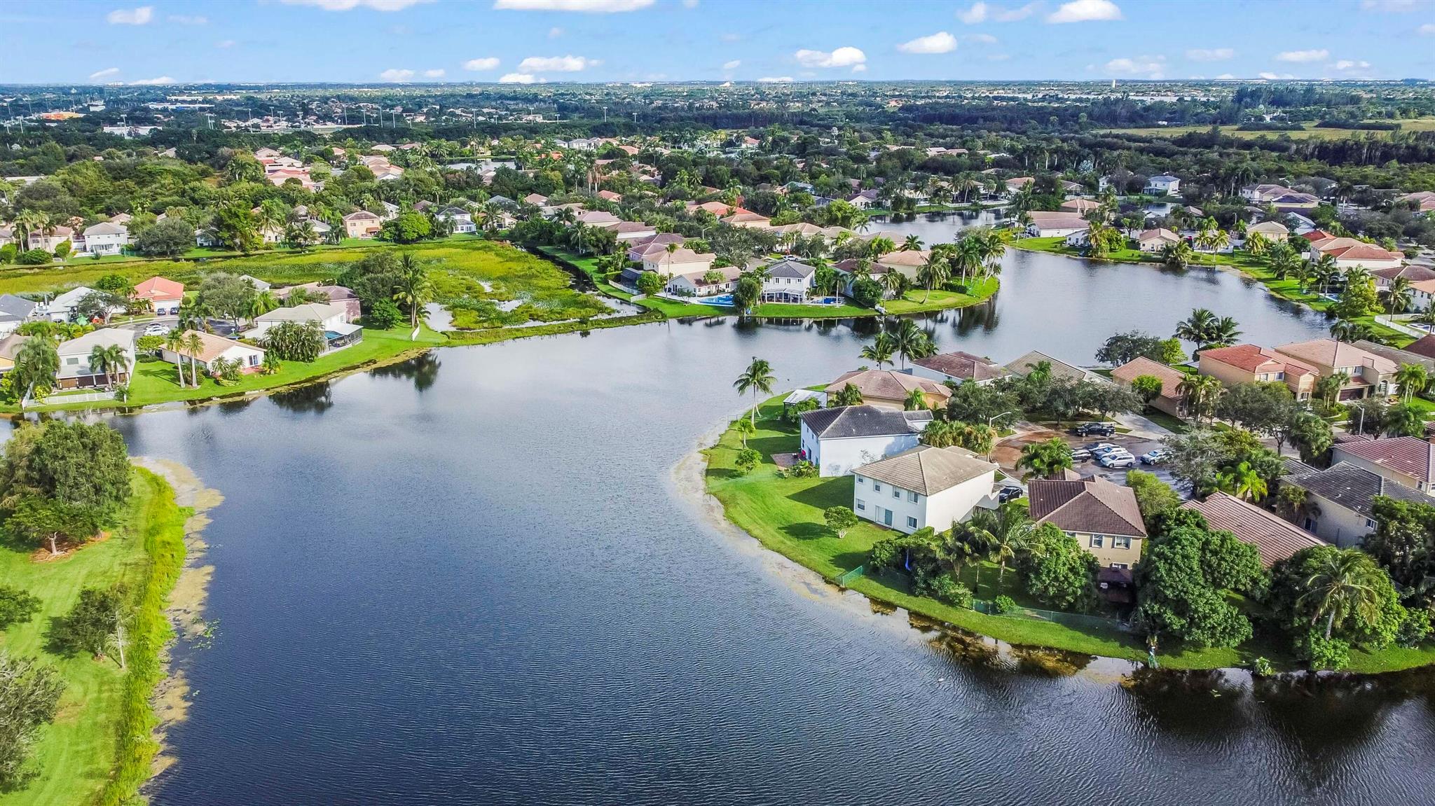 CRYSTAL POINTE - Residential