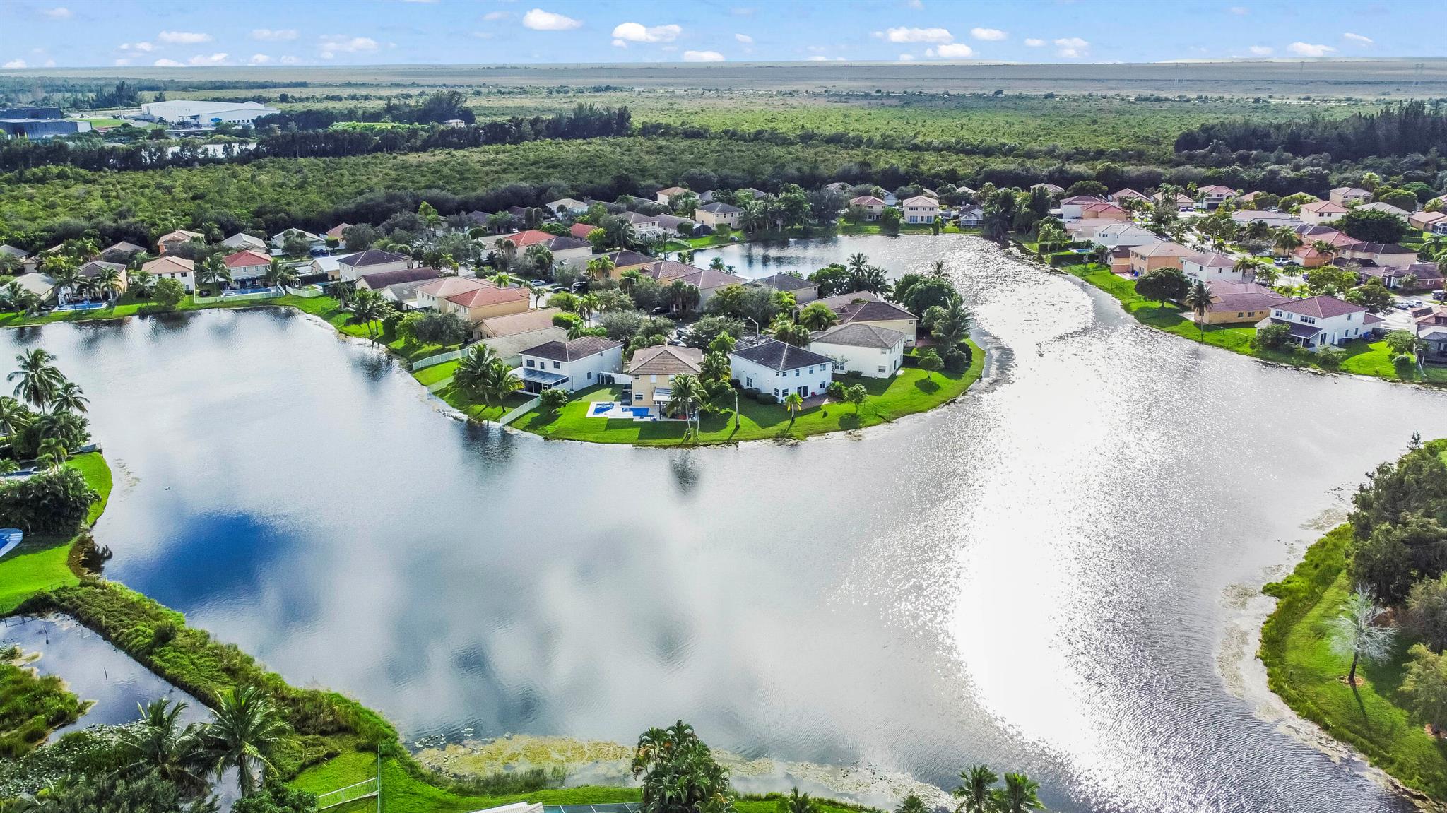 CRYSTAL POINTE - Residential