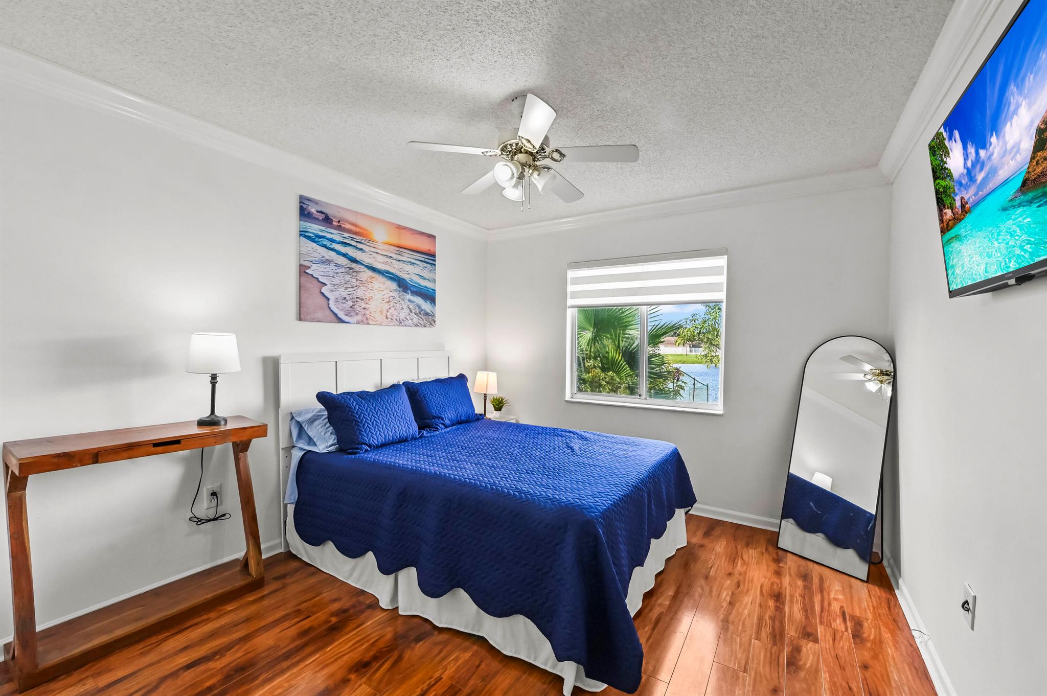 CRYSTAL POINTE - Residential