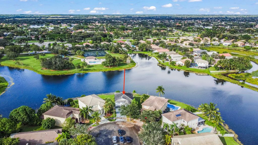 Photo of 375 SW 205th Avenue, Pembroke Pines, FL 33029 (MLS # R11130833)