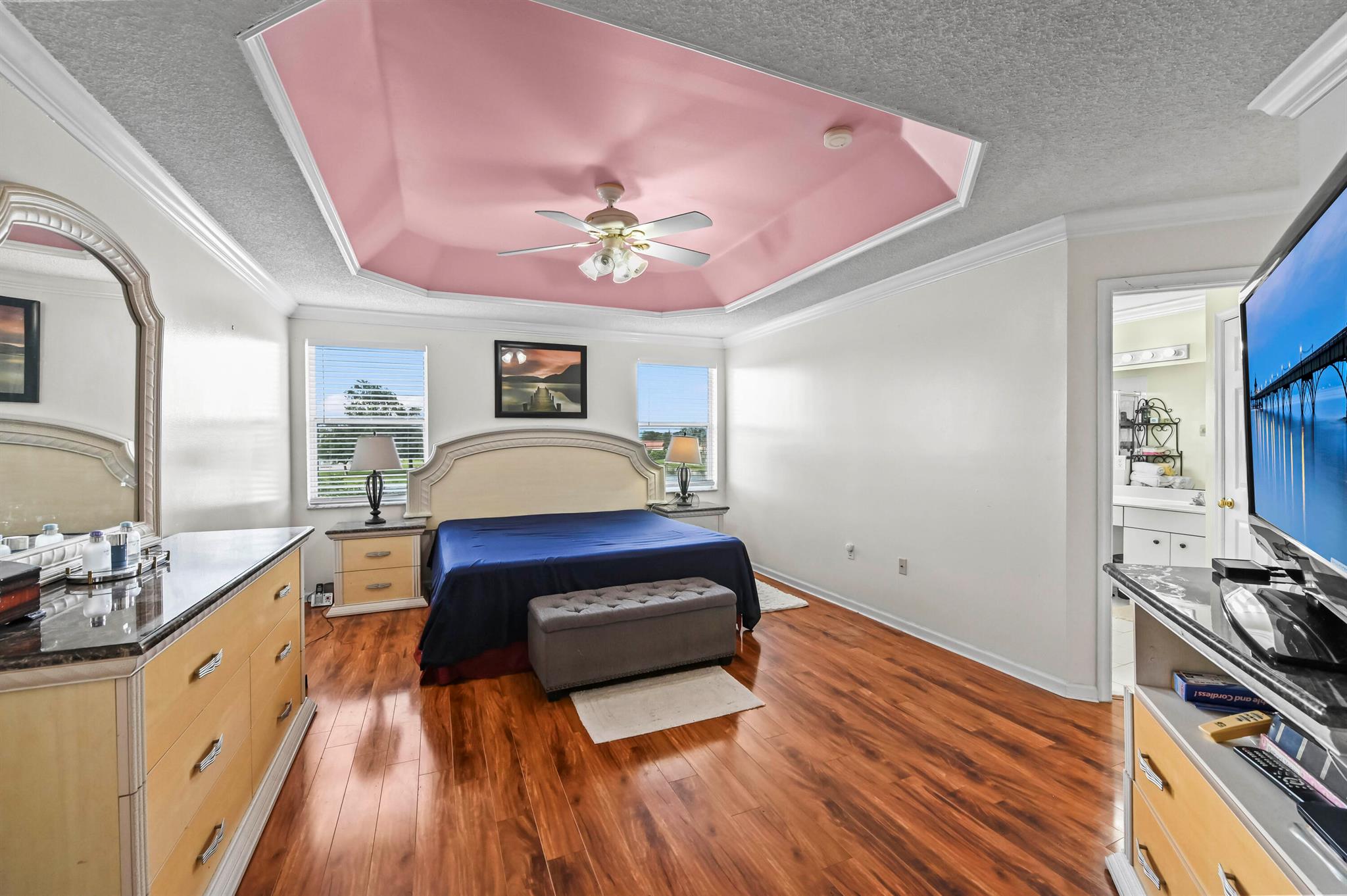CRYSTAL POINTE - Residential