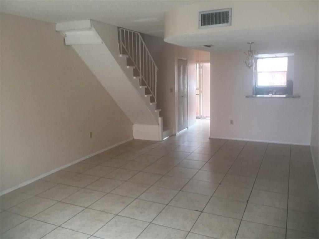 Mango Hill 05 - Residential Lease