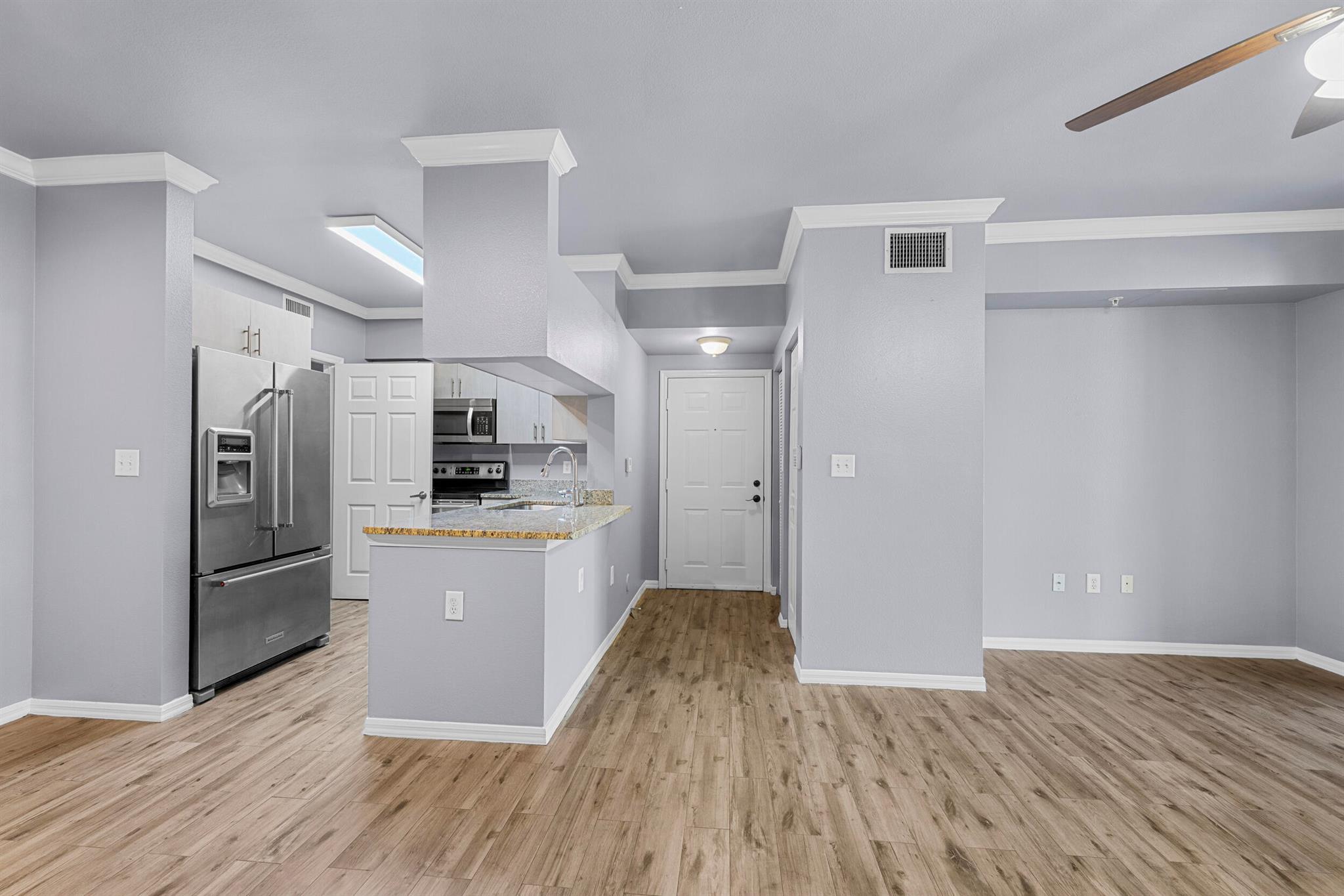 VILLAS AT EMERALD DUNES C - Residential Lease