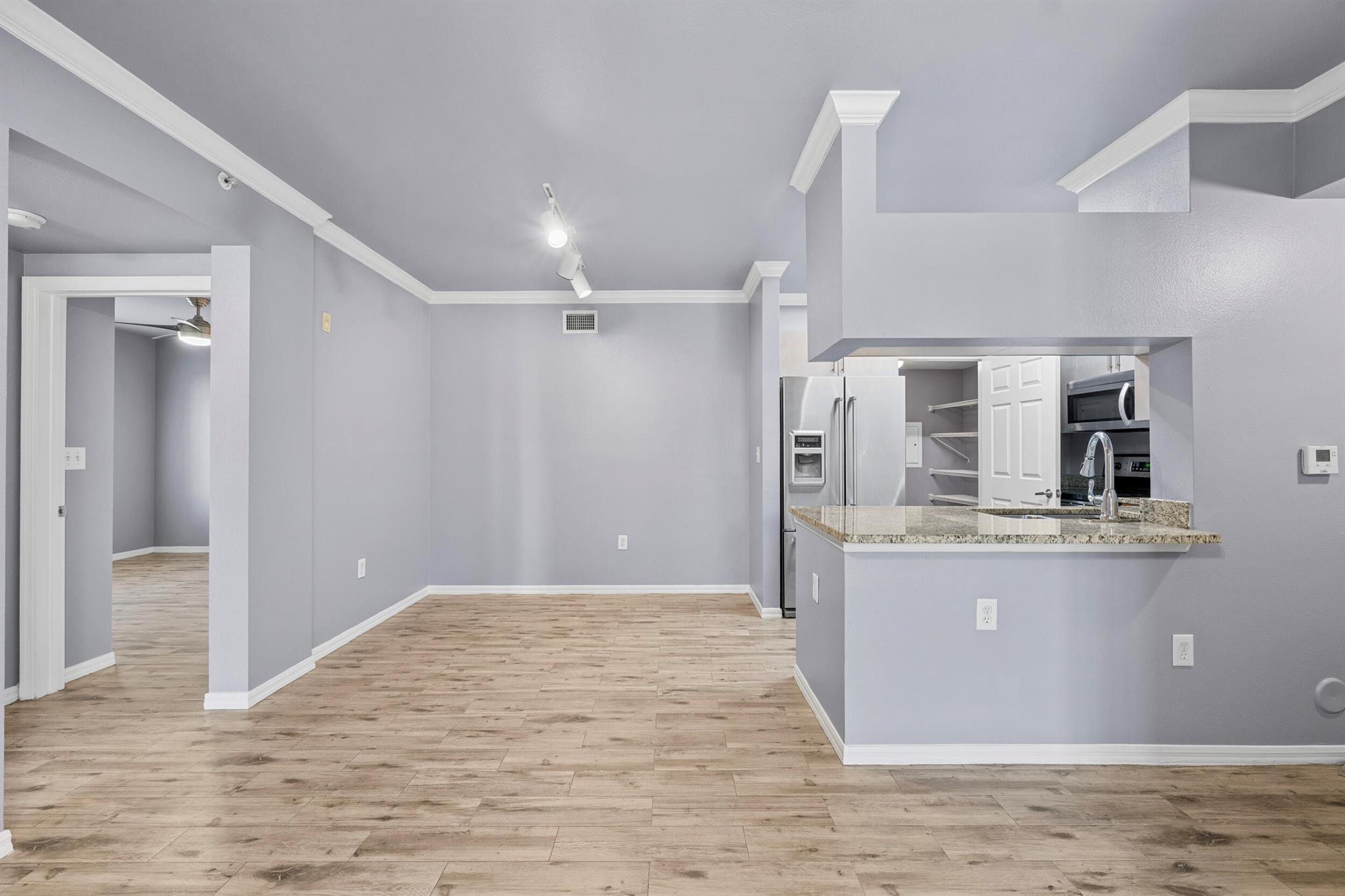 VILLAS AT EMERALD DUNES C - Residential Lease