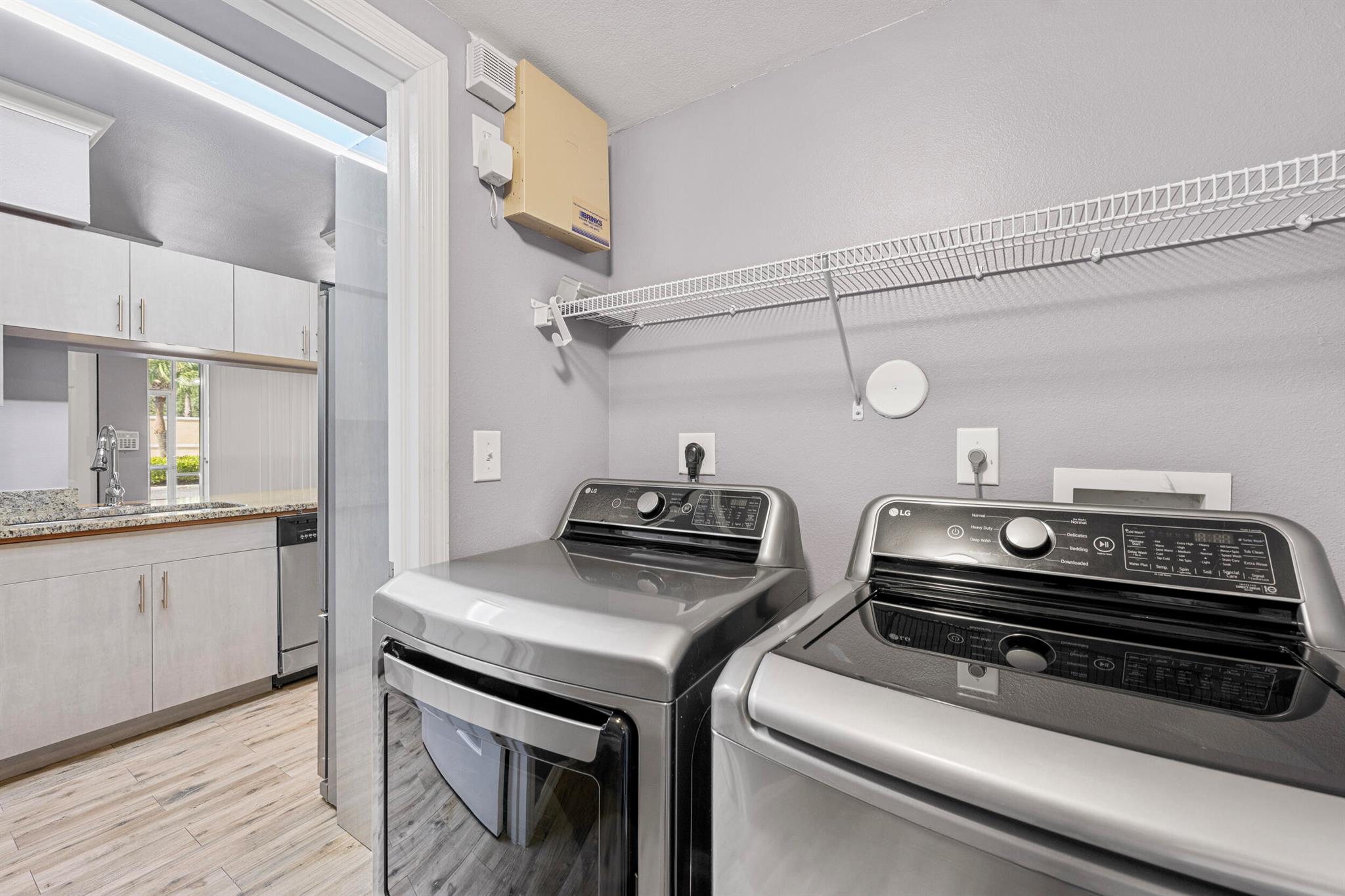 VILLAS AT EMERALD DUNES C - Residential Lease