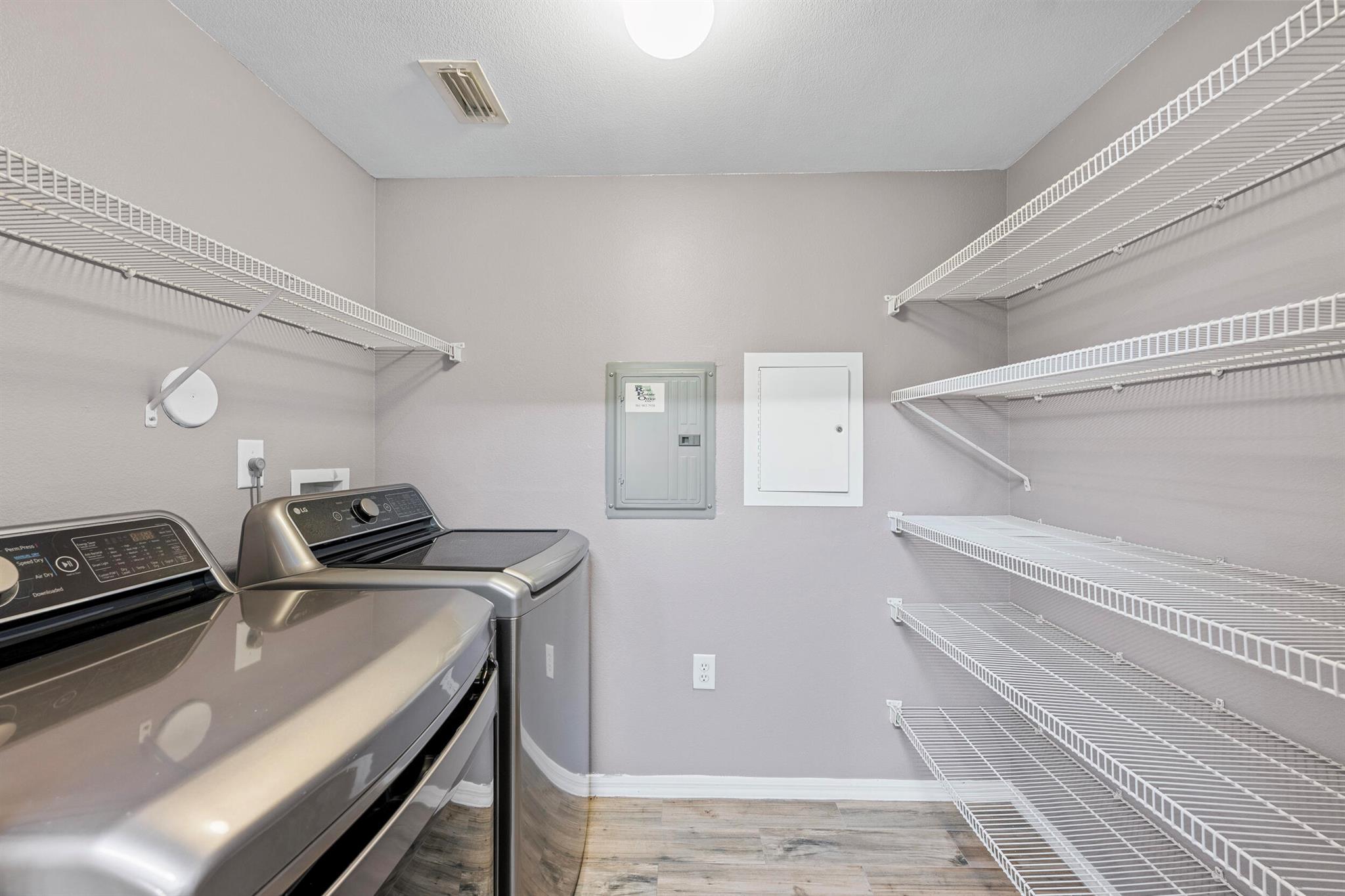 VILLAS AT EMERALD DUNES C - Residential Lease