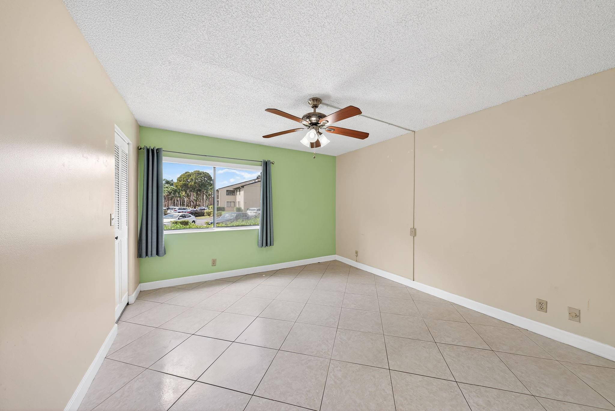 Pine Ridge North - Residential