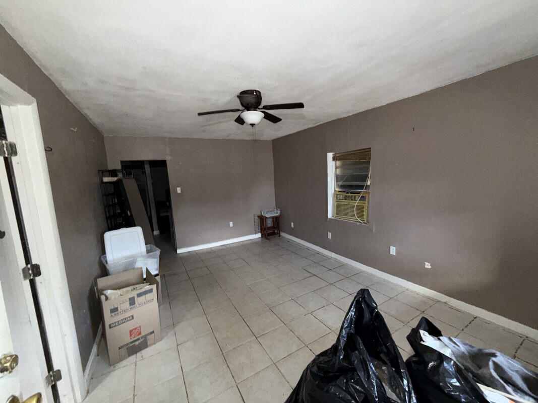 Lincoln Park - Residential