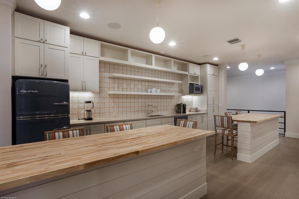 EQUESTRIAN CLUB ESTATES 3 - Residential