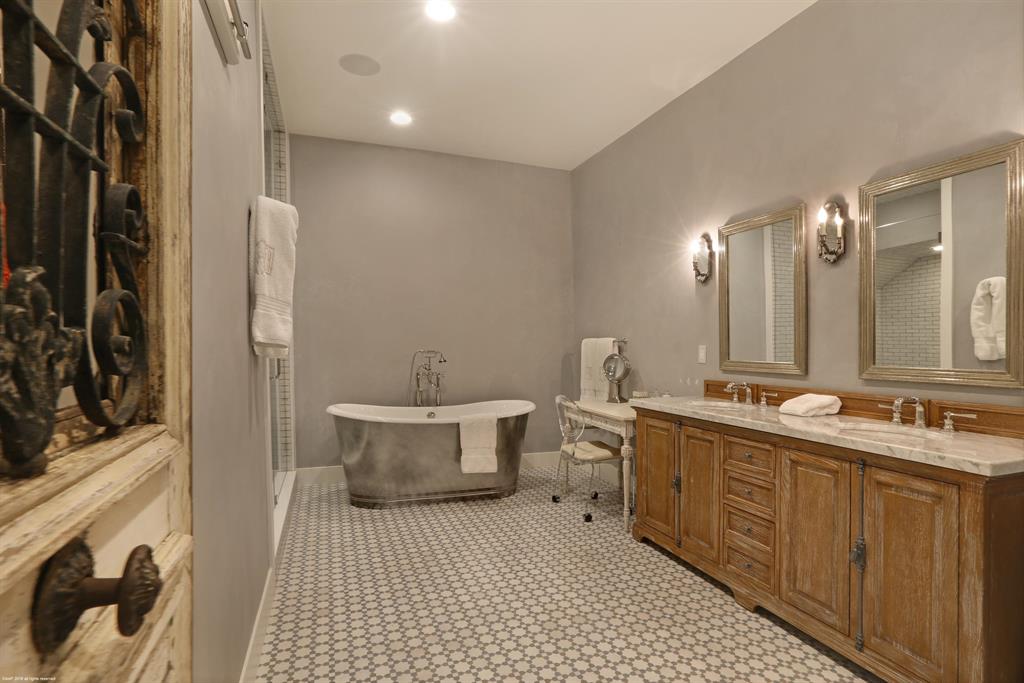 EQUESTRIAN CLUB ESTATES 3 - Residential