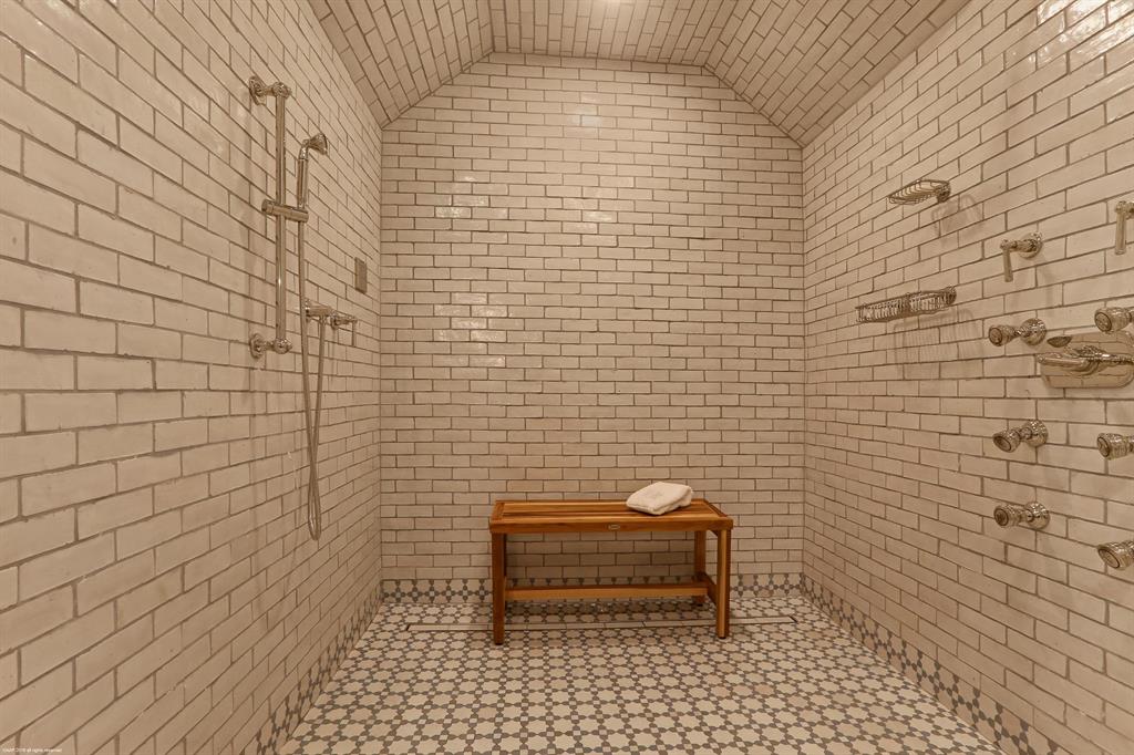 EQUESTRIAN CLUB ESTATES 3 - Residential