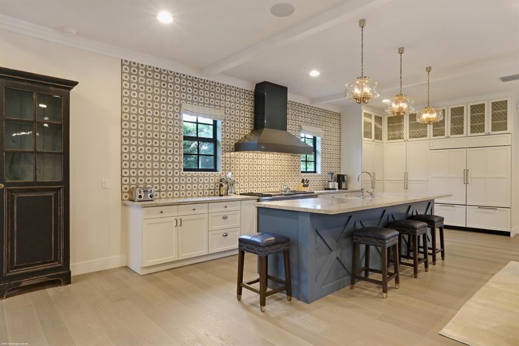 EQUESTRIAN CLUB ESTATES 3 - Residential