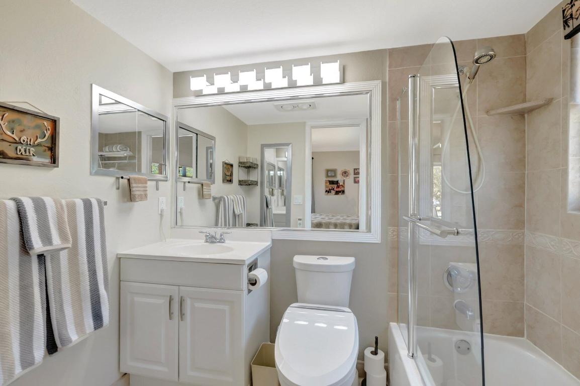 ISLEWOOD C CONDO - Residential