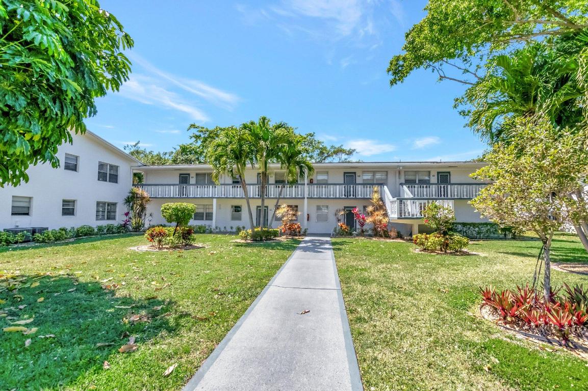 ISLEWOOD C CONDO - Residential