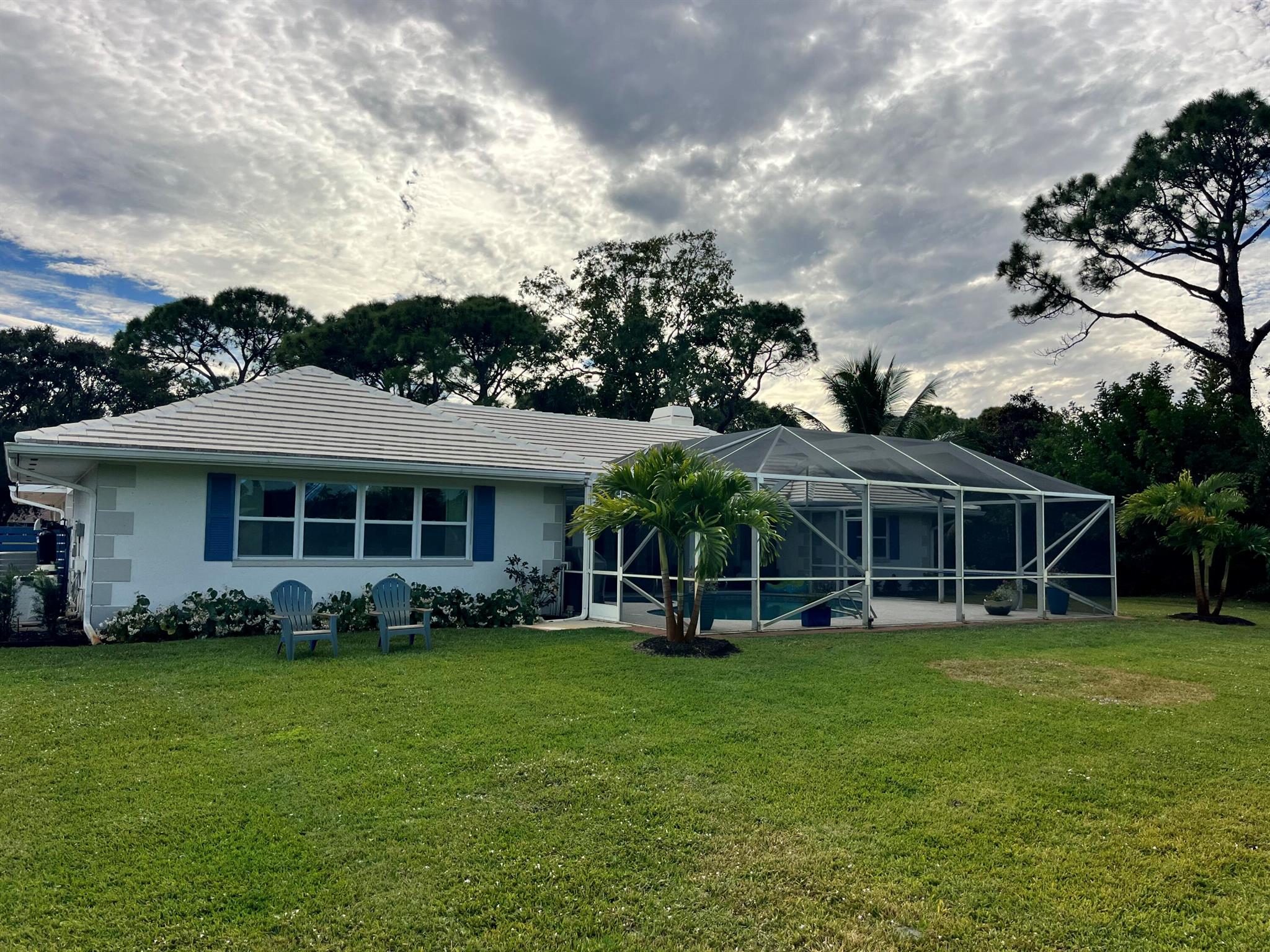 MID-RIVERS YACHT AND COUN - Residential