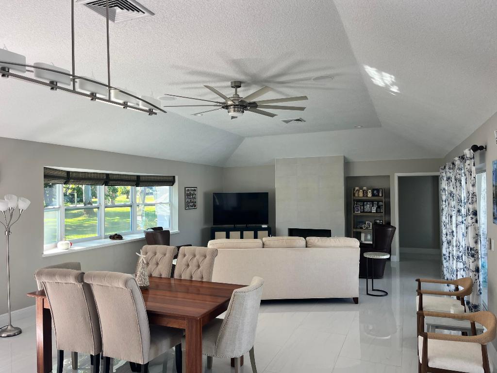 MID-RIVERS YACHT AND COUNTRY CLUB  EVERGREEN - Residential