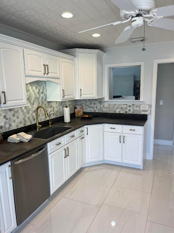 MID-RIVERS YACHT AND COUNTRY CLUB  EVERGREEN - Residential