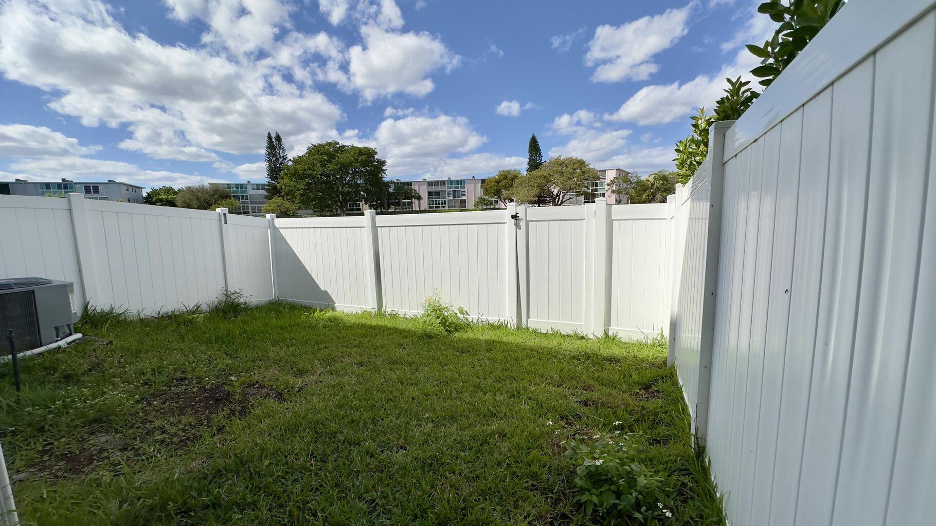 DEERFIELD CROSSING - Residential