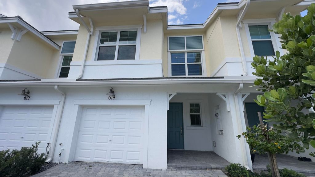 Photo of 619 Parsons Way, Deerfield Beach, FL 33442 (MLS # B26020965)