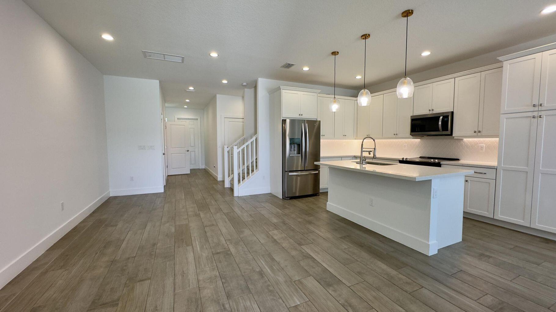 DEERFIELD CROSSING - Residential