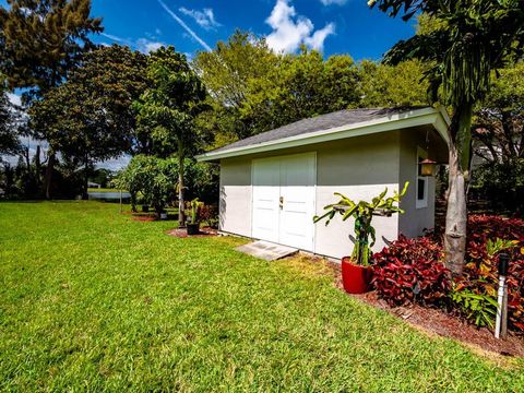 Single Family Residence in Lake Worth FL 4715 Fox View Place Pl 83.jpg