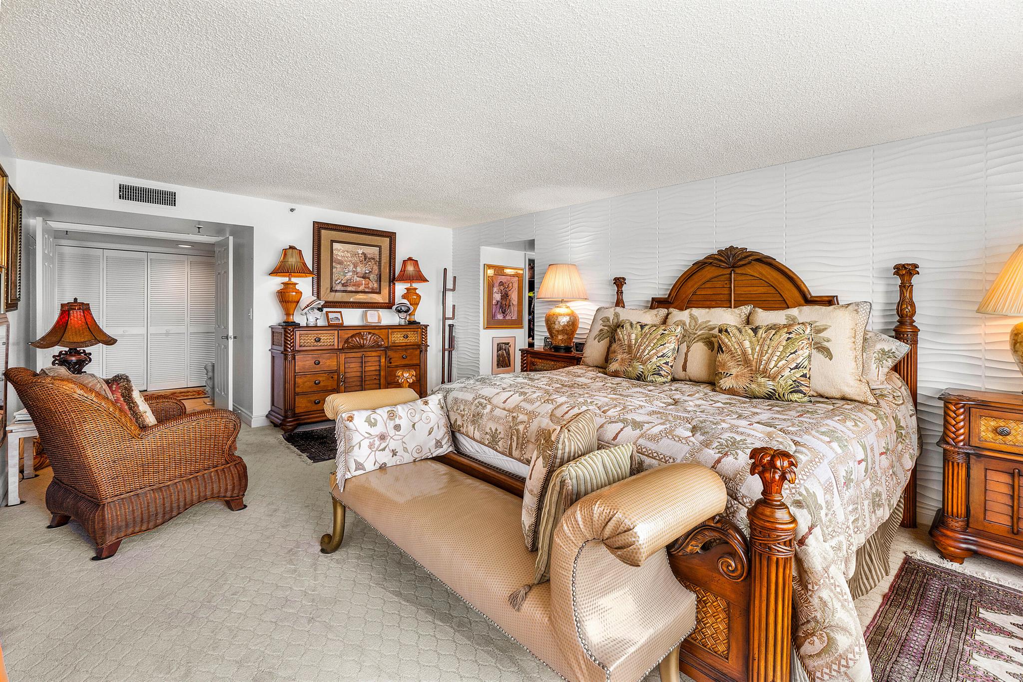 EVERGLADES OF NORTH PALM - Residential