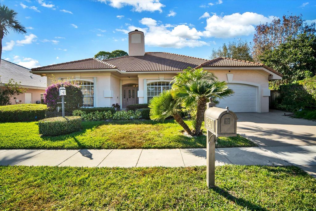 Photo of 13471 Miles Standish Prt, Palm Beach Gardens, FL 33410 (MLS # R11160944)