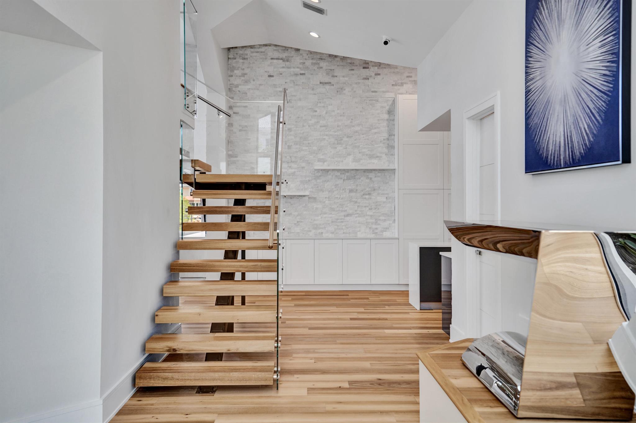 TROPIC ISLE 3RD SEC - Residential