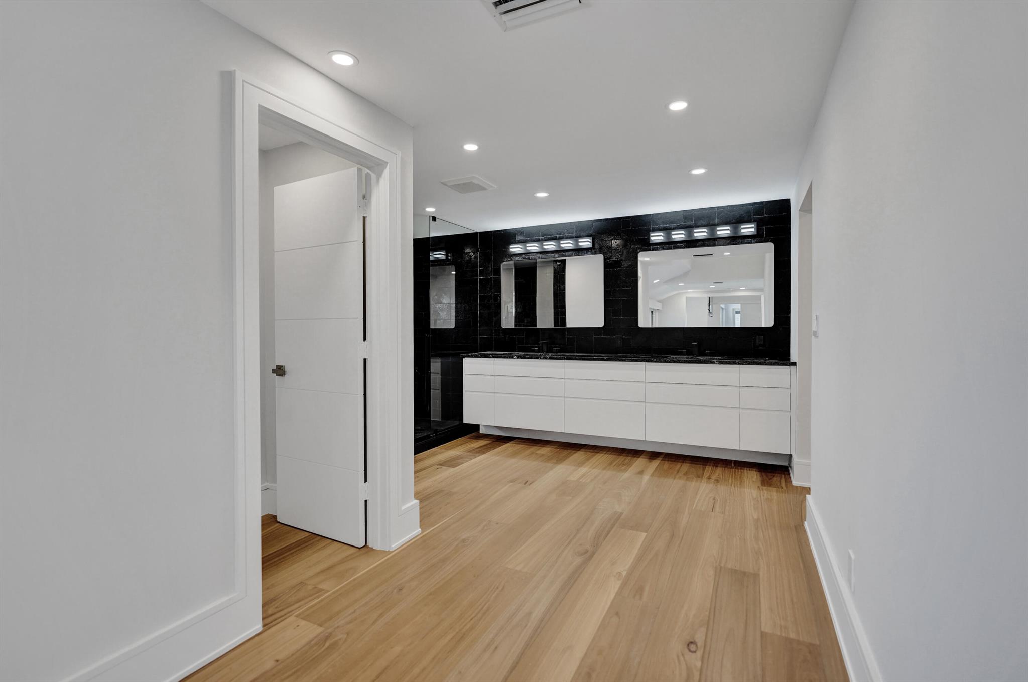 TROPIC ISLE 3RD SEC - Residential