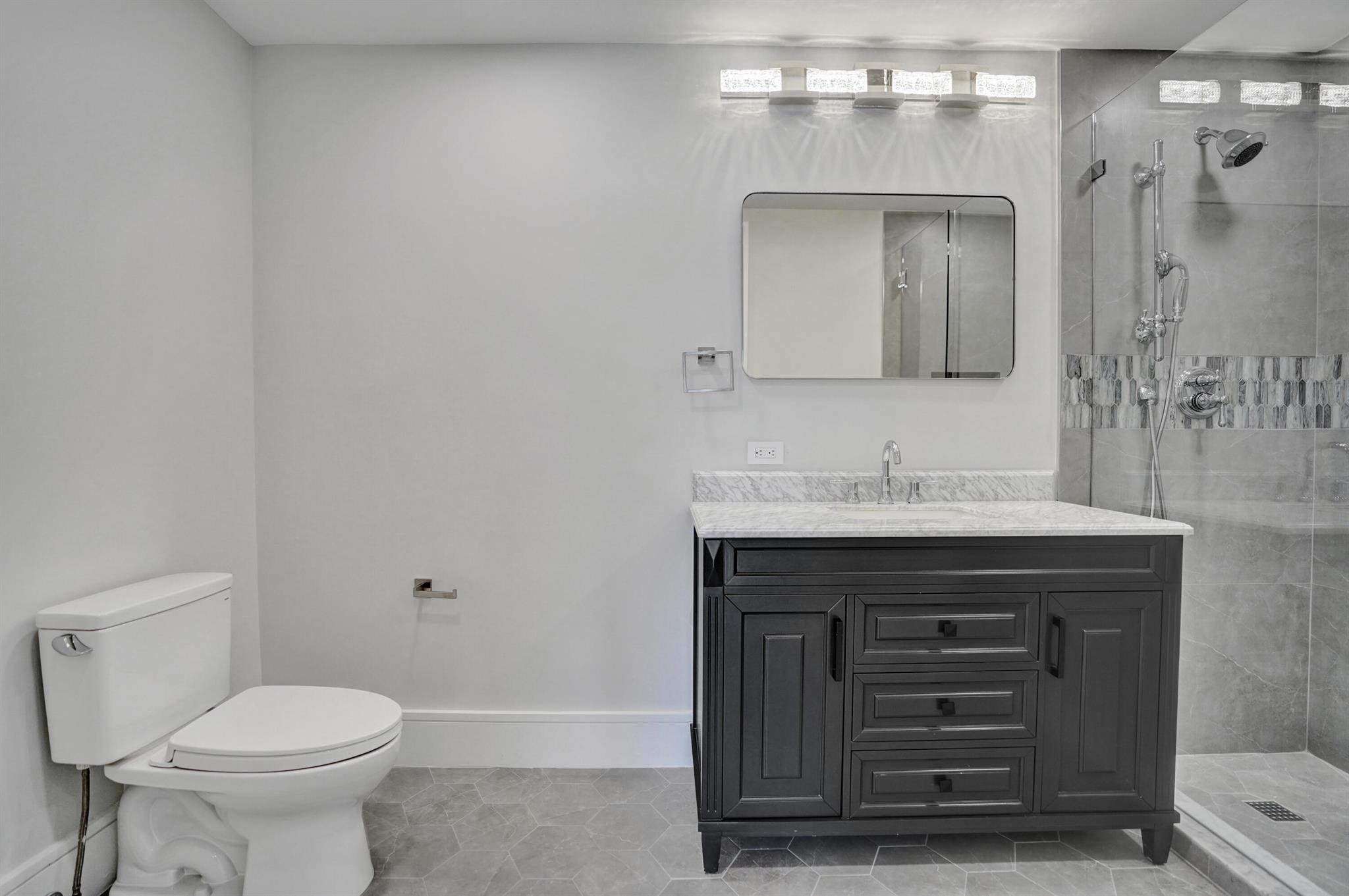 TROPIC ISLE 3RD SEC - Residential