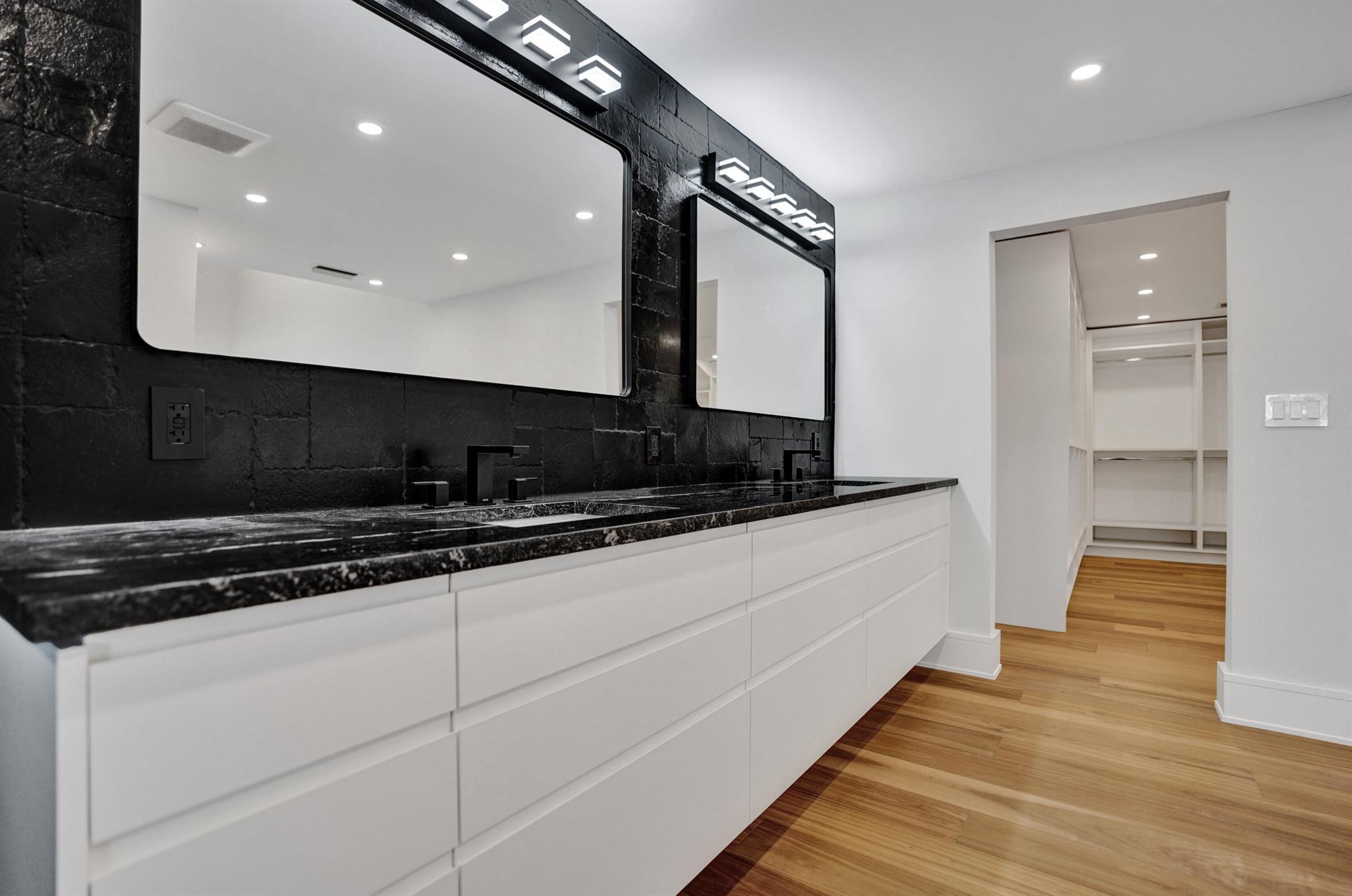 TROPIC ISLE 3RD SEC - Residential