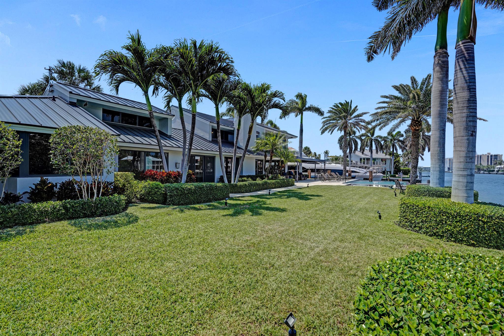 TROPIC ISLE 3RD SEC - Residential