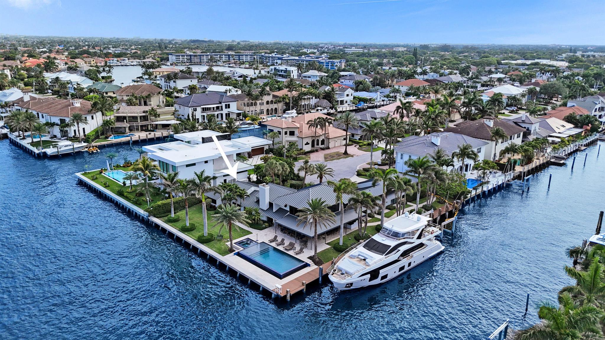 TROPIC ISLE 3RD SEC - Residential